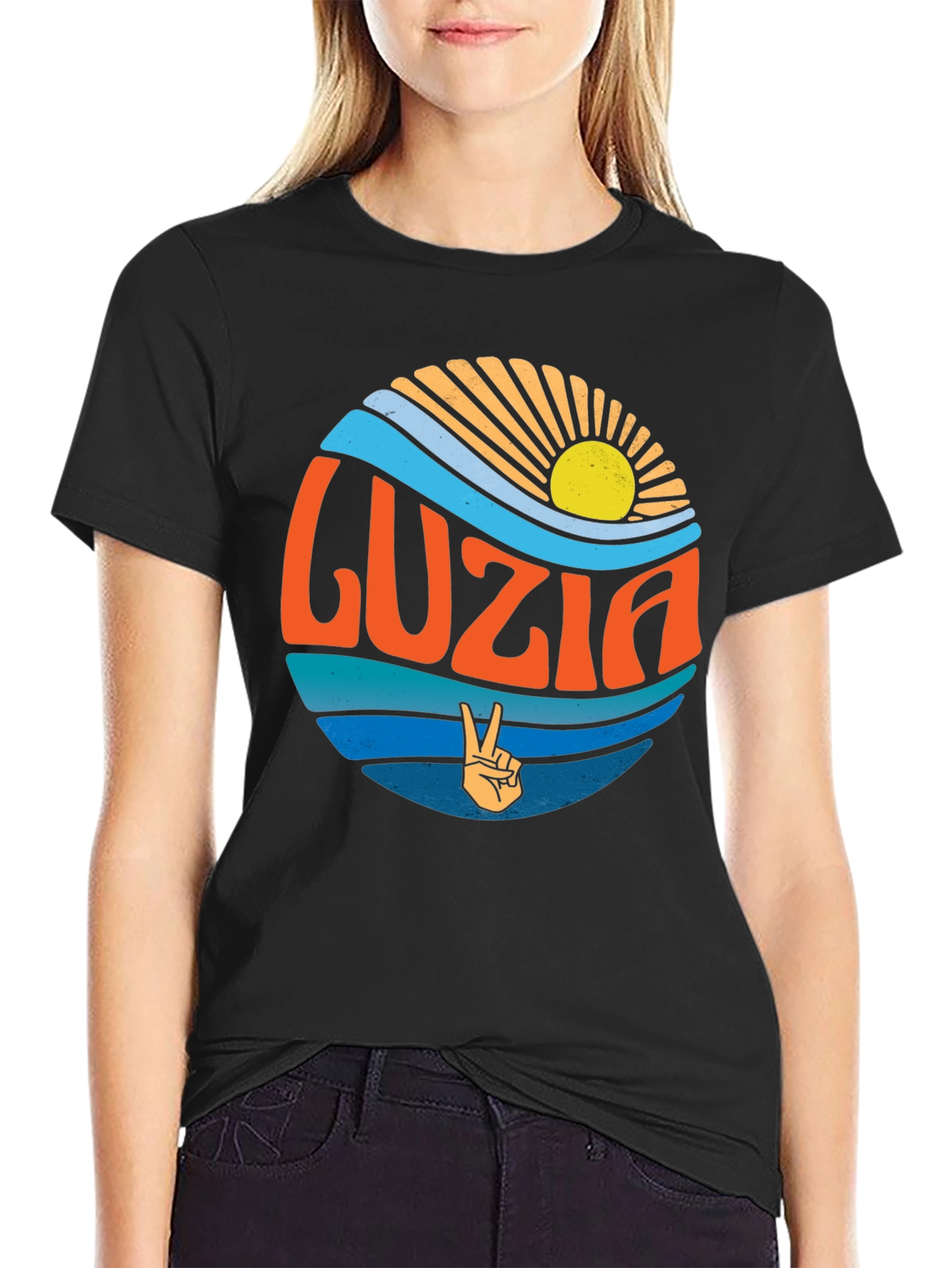 Luzia Retro Graphic T-Shirt - Black